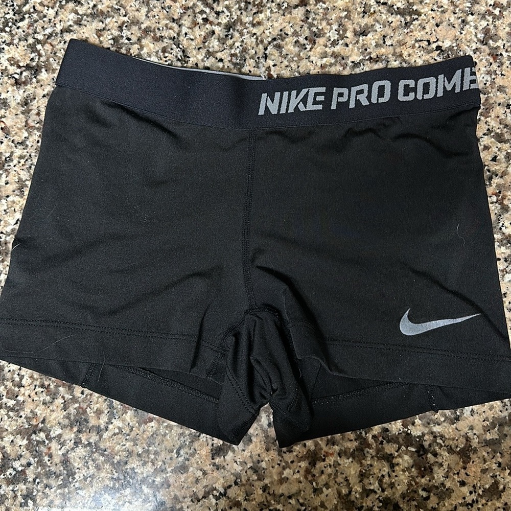 Women’s Nike Pro Combat shorts